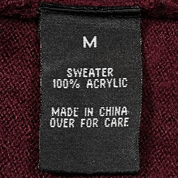 By & By size medium maroon sweater mini dress faux belt with gold accents NWOT - Picture 11 of 11